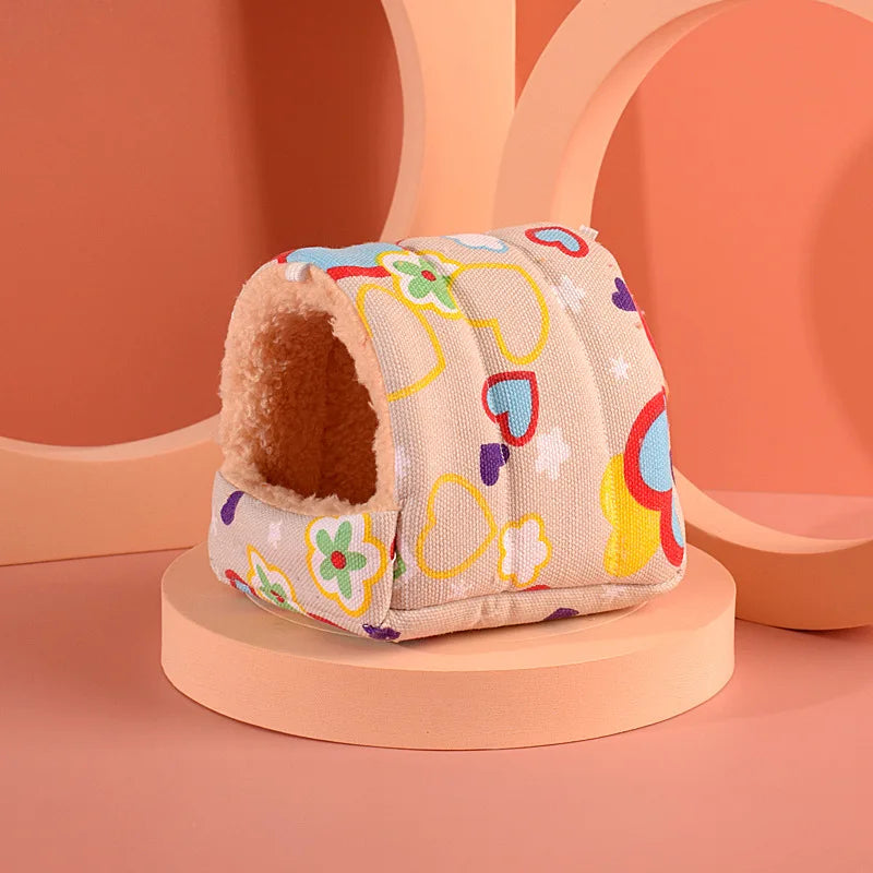 Snuggle Up Your Furry Friends with Our Adorable Mini Cage Winter Mat! Perfect for Rabbits, Squirrels, Guinea Pigs, and Hamsters! 🐰🐹🪤❤️